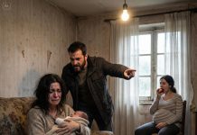 Mi esposa ahorró 7.000 dólares para su maternidad. Le pedí que se los diera a mi hermana, que está a punto de dar a luz — ella se negó. Entonces reveló algo que me dejó completamente destrozado…