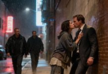 “Stay still — don’t say a word! You’re in danger…” A homeless girl pulled the mob boss into a corner and kissed him to save his life — and the ending changed everything…