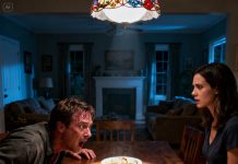 My husband thought I didn’t notice when he slipped something into my soup. He smiled and stepped out to make a call, certain I would eat it like always. As soon as the door closed, I quietly switched our bowls. Thirty minutes later, when he came back… his face was ghost-pale, sweat pouring down his temples, one hand gripping the table to keep himself standing. I stared at him—not because of what was happening to him… but because of the first thing he said, a sentence that froze my blood: “No… it wasn’t supposed to be for me…”