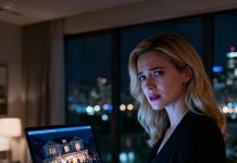 My mother left a short, cold voicemail: “We agreed on this — you are not welcome this Christmas.” I didn’t cry. I didn’t beg. I simply opened my laptop and froze every account under my name: — the $1,420 mortgage — the electricity and gas — and the $5,000 annual holiday party bill they always relied on me to cover. On Christmas night, their house was swallowed in darkness. The fireplace died, cards were declined, guests whispered and left in annoyance. By noon the next day, my phone lit up nonstop… nothing but frantic calls. I just looked at the screen and smiled.