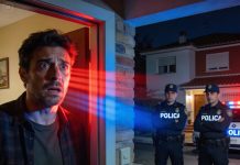 Tres años después de divorciarme de mi esposa adúltera, la policía llamó a mi puerta. Lo que dijeron a continuación cambió mi vida para siempre..