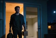 “Stay home. I’m embarrassed to introduce you as my boyfriend,” she said casually before her high school reunion. I smiled. “Absolutely.” While she was gone, I packed everything I owned and disappeared. At 2 a.m., she came home to empty rooms and a single note: You don’t need to be embarrassed anymore. That was the night I learned self-respect doesn’t argue—it exits quietly.