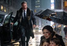 After a passionate night with a beautiful poor maid 10 years ago, the billionaire unexpectedly met her and her twin children begging in the rain and the ending.