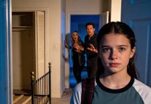 “Mom said our family couldn’t afford to take both of us on vacation. My sister was chosen.” I simply nodded in silence. But when they came back, my room was empty. No clothes. No belongings. Not even me. My mother screamed, “Where is she?!” That was when they finally understood—I hadn’t been left behind. I had left for good… and taken everything that was mine with me.