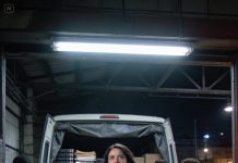 New York City Police Captain Sarah Johnson Was Riding Home In A Taxi. The Driver Didn’t Know The Woman Sitting In His Car Wasn’t Just A Normal Passenger, But A High-Ranking Police Captain. Sarah Wore A Plain Red Dress And Looked Like Any Regular Civilian.