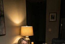 We were hours away from boarding our flight to Thailand when my sister insisted on one last “ridiculous tarot reading.” I laughed as she laid the cards down—until her face turned completely pale. She grabbed my wrist and whispered, “You can’t get on that plane.” I rolled my eyes… until she flipped the final card and said something that made the room go silent: “You won’t come back.”