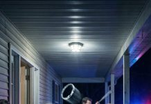 “My daughter died when she was sixteen. The person standing here is just a breathing corpse.” My mother stared at me with ice-cold eyes when I brought my son back home after seventeen years away. Back then, I ran from this small town after a murder at prom—the victim was my sister’s boyfriend, and I was the only witness. Now the case file has been reopened because a hit true-crime podcast dragged it back into the light, and the whole town is starting to remember: contradictory statements, vanished evidence, and the way my family used money to bury everything. I came back not just to face the past, but to ask one question: That night… who was the real monster?