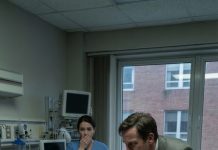 She’d barely delivered and still hadn’t been able to cradle her newborn when her husband burst into the room, insisting she sign documents to help his mother before anything else. The ward instantly erupted into a tense, breathless confrontation.