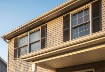 The day my parents learned Grandpa’s will named me as the sole heir, their smiles vanished. “You’re not staying here another minute,” my mother said coldly as they forced me out the door. For weeks I wandered with nowhere to go, thinking I had lost everything. Then in the middle of a quiet park, a group of suited lawyers rushed toward me. “Are you Emily Carter?” one asked breathlessly. When they revealed the truth, I realized my parents had made a terrible mistake.