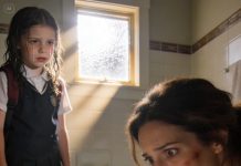 My 10-year-old daughter always rushed to the bathroom as soon as she came home from school. When I asked, “Why do you always take a bath right away?” she smiled and said, “I just like to be clean.” However, one day while cleaning the drain, I found something.